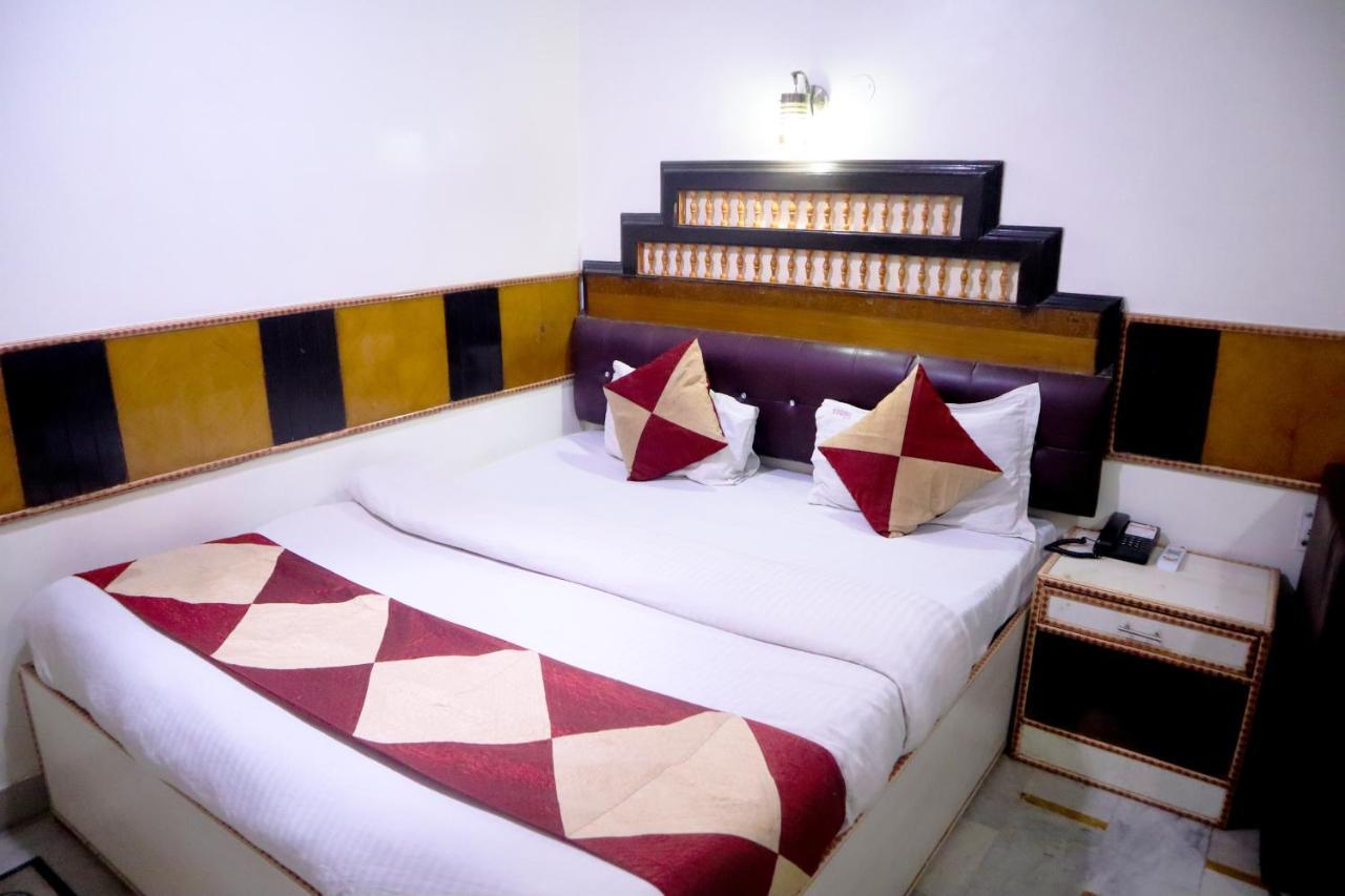 Hotel India International นิวเดลี ภายนอก รูปภาพ