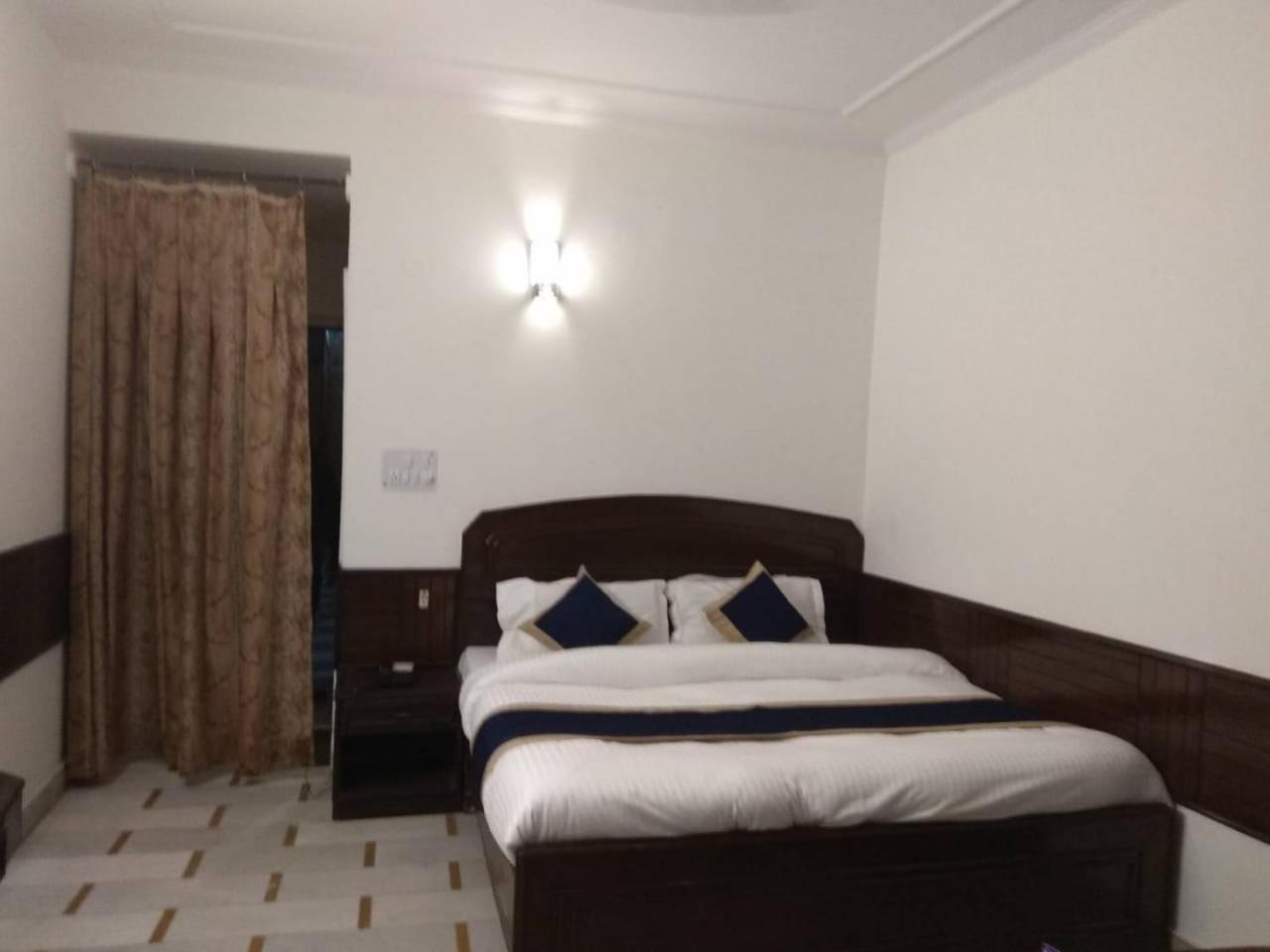 Hotel India International นิวเดลี ภายนอก รูปภาพ