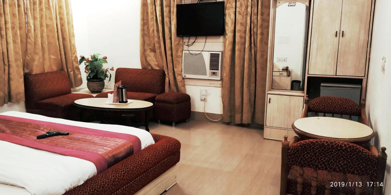 Hotel India International นิวเดลี ภายนอก รูปภาพ