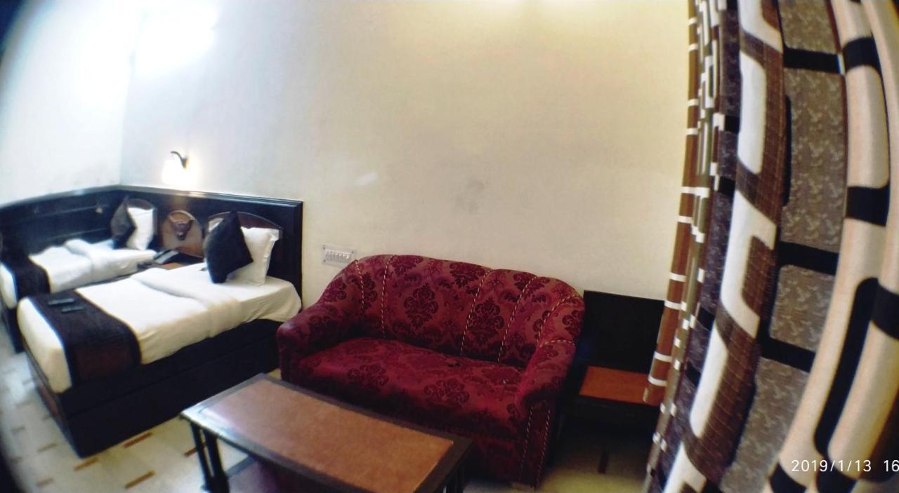 Hotel India International นิวเดลี ภายนอก รูปภาพ